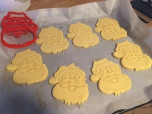 Santa Claus Festive Christmas Cookie Cutter - Picture 1 of 4