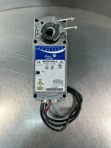 Johnson Controls M9220-GGA-3 20 Nm (177 pollici) (2.5.3) - Foto 1 di 5
