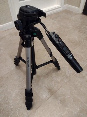 Sony VCT-D680RM Remote Control Tripod w/ Carrying Case & Manual - Image 1 of 4