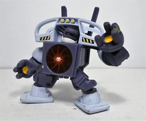 IMC TOYS 2014 INVIZIMALS #23 VORTEX 2.5" ACTION FIGURE FROM 3-PACK FIGURES - Picture 1 of 10