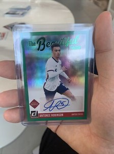 2021-22 Donruss Soccer 'The Beautiful Game' ANTONEE ROBINSON Green SP Auto USA
