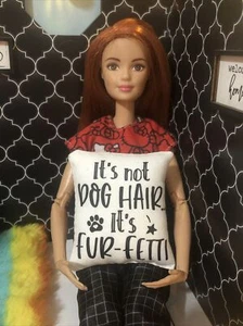 Handmade Barbie - Doll House Miniature Accent Pillow - Bild 1 von 2