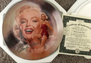 Ein exquisiter MARILYN MONROE Sammelteller mit Echtheitszertifikat 1990er BRADFORD EXCHANGE, 8" - Bild 1 von 2