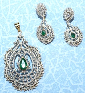 14.02ct Natural Round Diamond 14K BIS Hallmarked Yellow Gold Emerald Pendant Set - Picture 1 of 24