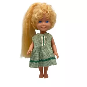 Vintage 1987 Playskool Dolly Surprise Haarwuchs Puppe mit Kleidung, FUNKTIONIERT! "10"" - Bild 1 von 10