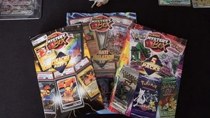 MYSTERY POKEMON 3 PAK - PIKACHU / 5 BOOSTER / 1 PSA 10 LOOK FOR GOD BOXEN! - Bild 1 von 12