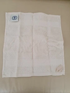 Neal's Yard Remedies Organic Cotton Flannel - Picture 1 of 3
