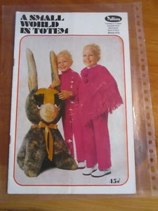 VINTAGE KNITTING PATTERN BOOK PATONS BOOK NUMBER 976 GREAT **** MUST SEE - Picture 1 of 2