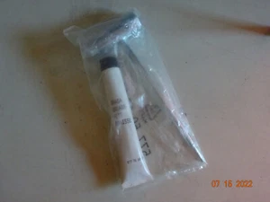 Set Husqvarna T-Schraubenschlüssel 3" Lauf 19mm x 13mm mit T-27 Torx Bit & Kettensägenfett - Bild 1 von 4