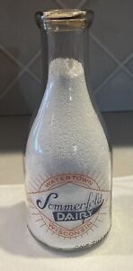 Vintage Sommerfeld Dairy Watertown WI Painted One Quart Milk Bottle