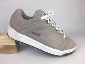 Reebok RBK Damen grau Wildleder Skate Freizeit Schnürschuh Sneaker Schuhgröße 9,5 US 40,5 EUR - Bild 1 von 11