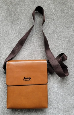 Mens Jeep Buluo Leather Shoulder Bag - Tan / Brown- New No Tags - Image 1 of 4