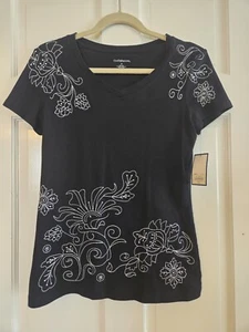 New Women's Size Small Croft & Barrow Black Short Sleeved V-Neck T-Shirt w/... - Picture 1 of 2