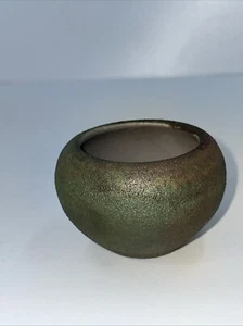 J. Dille Pottery Sparkle Iridescent Jar Signed - Picture 1 of 7