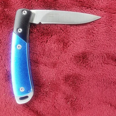 Cuchillo Carpeta Browning Azul Modelo 0081 Plegable Foto 1 de 4