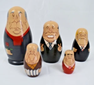 POUPEES RUSSES EN BOIS HOMME POLITIQUE MITTERAND CHIRAC LE PEN ESTAING MARCHAIS - Picture 1 of 4