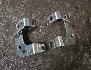 CHIUSURA PORTA AUDI 80 CABRIOLET CROMATA 8G0837281/2 - Foto 1 di 5