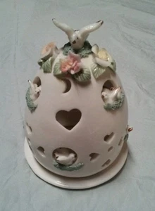 Porcelain Egg Candle Holder, Peace Doves, Dimensional, Heart Vents - Picture 1 of 1