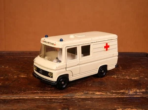 Siku V Serie V292 Mercedes Benz Binz Rettungswagen Krankenwagen vintage diecast - Bild 1 von 7
