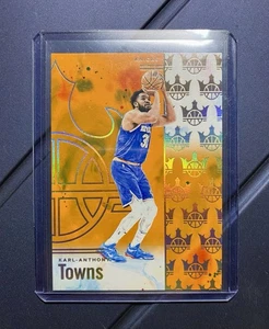 Panini Court Kings 24-25 Karl-Anthony Towns New York Knicks #25 Amber SN75 - NEW - Bild 1 von 2