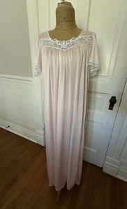 Miss Elaine Classics Short Sleeve Lace Trimming Nylon Nightgown Pink Sz Large - Picture 1 of 8