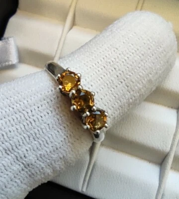 Trilogy in argento 925 con con Citrini naturali Brasile taglio diamante - Immagine 1 di 4