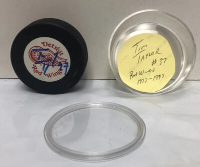 Tim “The Toolman” Taylor Detroit Red Wings Signed Autographed Hockey Puck Cased - Image 1 of 4