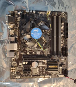 Motherboard and CPU Combo, GIGABYTE GA-B250M-DS3H with Intel i5-6500 CPU - Picture 1 of 20
