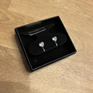 Sterling Silber Herz Ohrringe QZ Stein - Bild 1 von 6