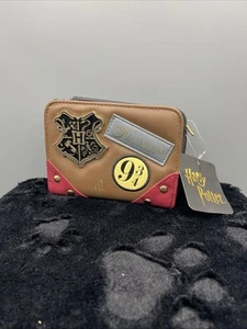Harry Potter Platform 9 3/4 Women's Wallet, New w/Tags - Picture 1 of 6