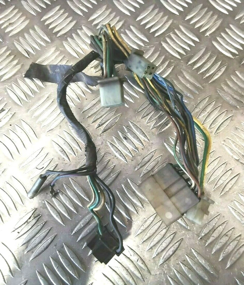 YAMAHA FJ1100 1984 1985 84 85 FRONT WIRING SPEEDOMETER HEADLIGHT HARNESS LOOM - Imagem 1 de 1