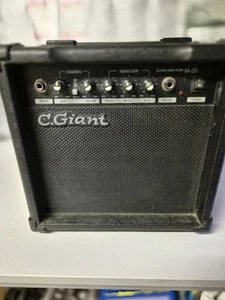 C. Giant M-20 Practice Guitar Amplifier - Picture 1 of 4