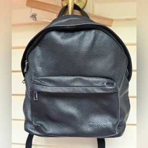 The Zevo Black Pebbled Genuine Italian Leather Backpack, Wide Straps, Zipper - Picture 1 of 10