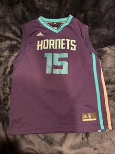 Youth Large used Kemba Walker hornets jersey number 15  - Picture 1 of 2