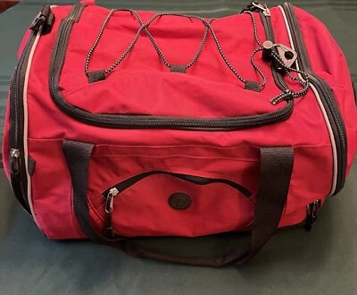 Bolsa de Lona Protege 20"x 10.5” x 12.5” Roja con Bolsa de Bonificación 10”x 11” x3” Cremallera Red Trasera Foto 1 de 4