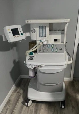 Máquina de anestesia GE (Fitex Ohmeda) Aespire 7100 Foto 1 de 4