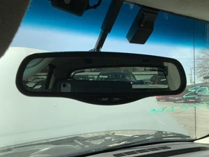 OEM Cadillac Escalade EXT 2002 Rear View Mirror 1346747 - Picture 1 of 11