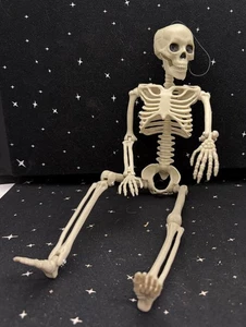 Scheletro umano da appendere decorazione Halloween plastica 14" - Foto 1 di 7