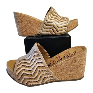 Scarpe Blowfish Malibu Chevron tessuto sughero marrone plateau zeppa scivoli taglia 9 - Foto 1 di 13