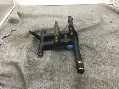 Brazo trasero de suspensión Polaris Supersport XLT Classic Trail 1540793 1994-1995 Foto 1 de 3