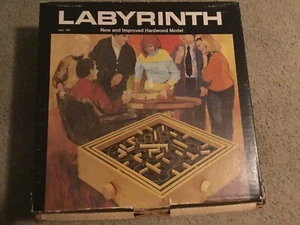 Labyrinth Hartholz Ballspiel Labyrinth pädagogisches Puzzle 1971 vollständig funktionierend Spielzeug - Bild 1 von 7