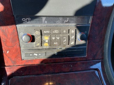 OEM Climate Control Heat/ACOEM  Heat/Ac Dash Mounted  07-11 ESCALADE 1333596 - Image 1 of 4