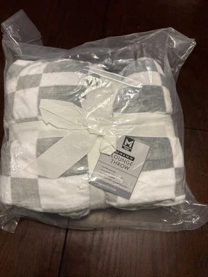 Lounge Throw Blanket Oversized Reversible Luxury Soft  Plush 60 x 70 Inch - Image 1 of 3