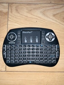 iPazzPort Wireless Mini Keyboard With Touchpad for Android TV Box and Raspberry 