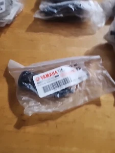 New In Bag Genuine OEM YAMAHA Water Inlet Cover 61A-45215-00 - Picture 1 of 3