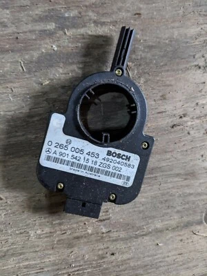 2004-06 Dodge Sprinter 2500 3500 Steering Wheel Angle Position Sensor 9015421518 - Image 1 of 2
