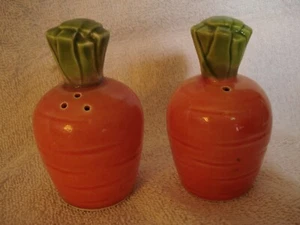 Vintage....Ceramic....Fat Carrots.....Salt & Pepper Shakers - Picture 1 of 3