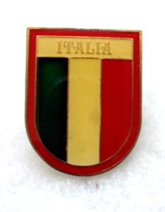 ITALIA - Italy Football Team - PIN BADGE - Picture 1 of 2