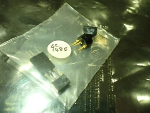 5 x BC148B VINTAGE NPN SILICON TRANSISTORS GOLD LEADS SOT-25 1970's FUZZ BOX - Picture 1 of 2