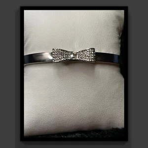 Kate Spade Ready Set Bow Bangle Bracelet silver - Picture 1 of 4